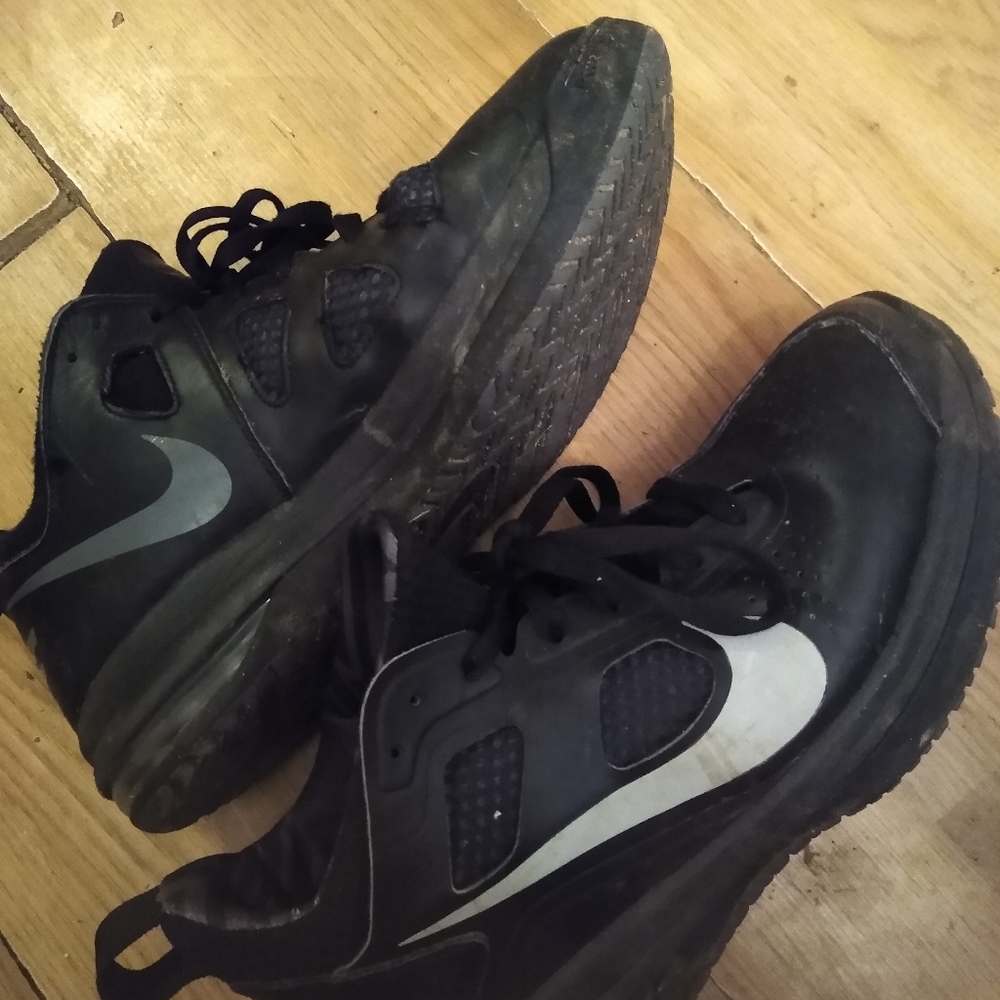 Nike Air Max Dominate